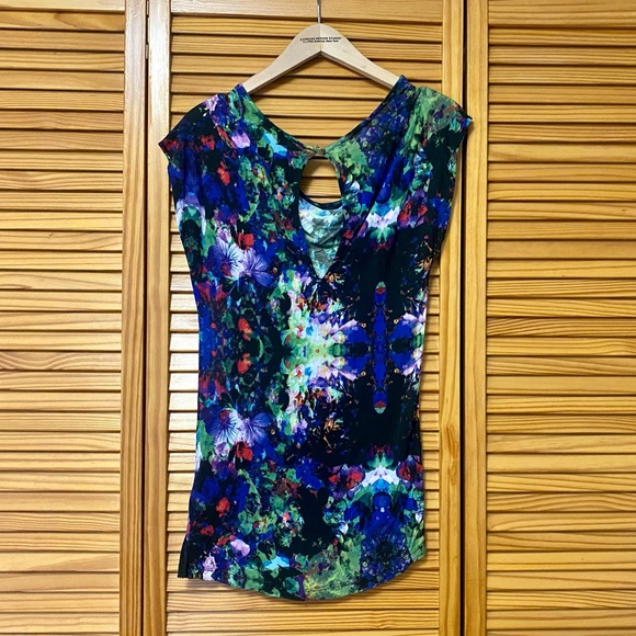 Multicolor Top - Picture 3 of 3